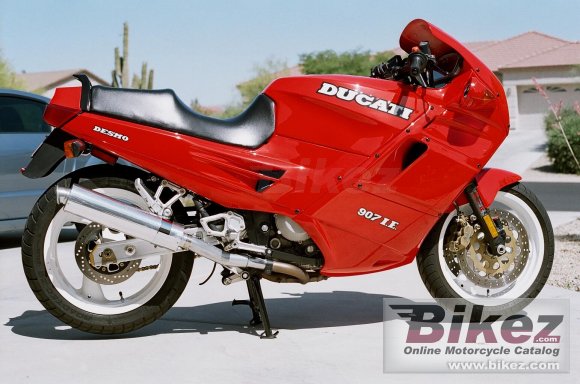 1993 Ducati 907 I.E. photo